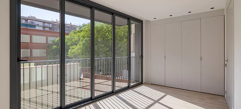 Aluminum Glazed Window Installation in Miami Beach, FL