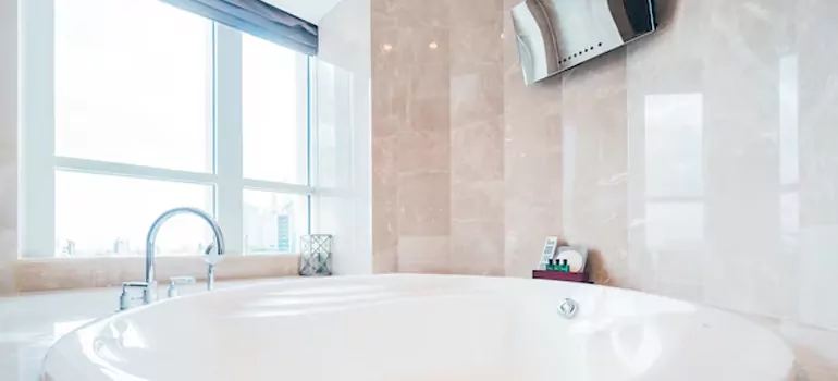 Bathroom Window Coverings in Miami Beach, FL