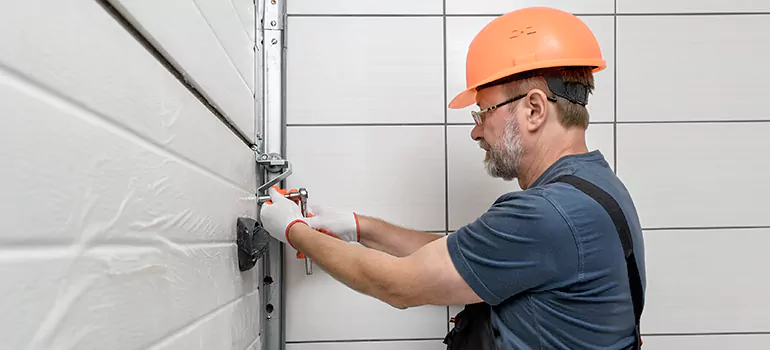 Commercial Garage Door Repair in Miami Beach, FL