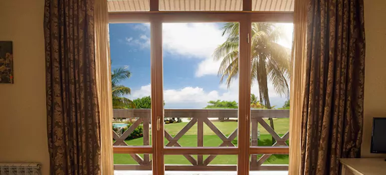 Residential Garden Window Enclosure Repair in Miami Beach, FL