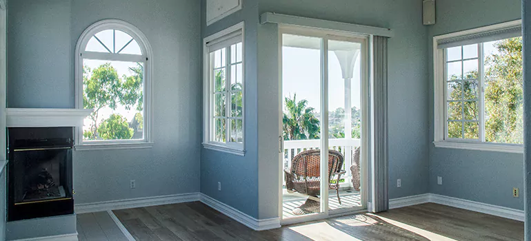 Glass Door Repair in Miami Beach, FL