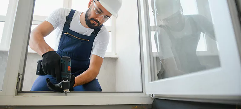 Replace Broken Window Pane in Miami Beach, FL