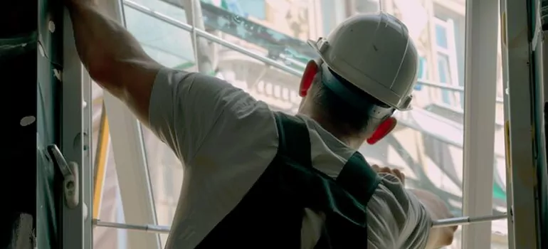 Install Exterior Storm Windows in Miami Beach, FL